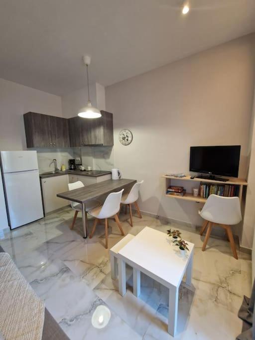 N&S Apartment B Эдесса Экстерьер фото